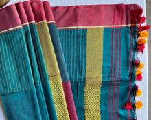 Load image into Gallery viewer, Bengal cotton handloom saree - Green & Red
